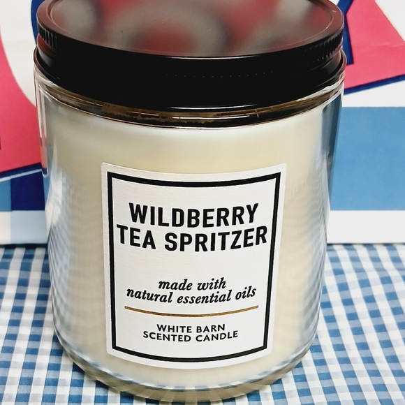 Bath and Body Works Wildberry Tea Spritzer Single Wick Candle - Picture 2 of 4